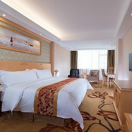 Vienna Hotel Shenzhen Fuyong Village Fenghuangwei Eksteriør billede